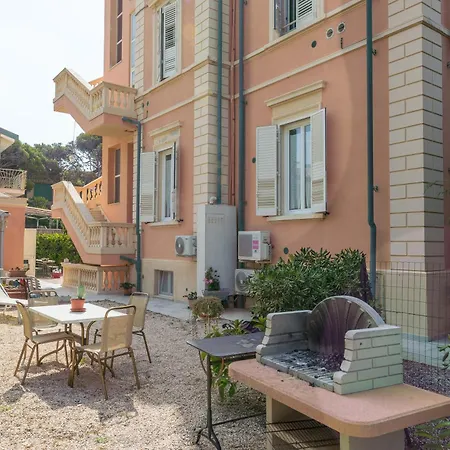 Corallo Sofia Villa San Vincenzo