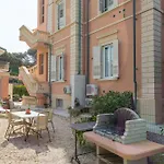Sofia Villa San Vincenzo