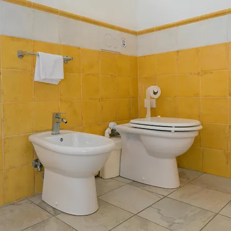 Sofia Villa San Vincenzo